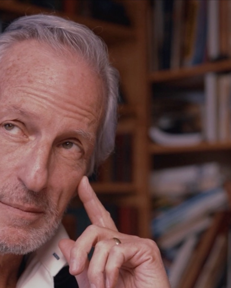 Jeffrey Grover as European venture capitalist in Henrick Johansson