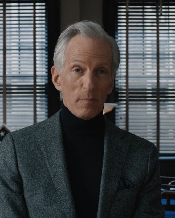 Jeffrey Grover as David Simmons in Elsbeth